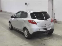 Mazda DEMIO лот № 80039 оценка 3.5  с аукциона в Японии 1
