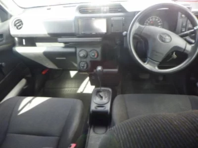 Toyota PROBOX  с аукциона в Японии