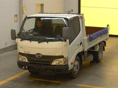 Hino DUTRO  с аукциона в Японии