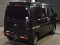 Toyota PIXIS VAN лот № 8044 оценка 3  с аукциона в Японии 4