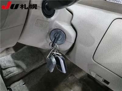 Toyota RAUM  с аукциона в Японии