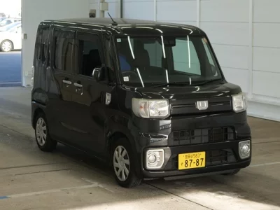Daihatsu WAKE  с аукциона в Японии