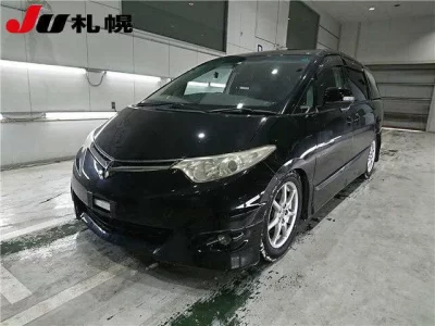 Toyota ESTIMA  с аукциона в Японии