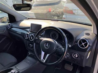 Mercedes-Benz B CLASS  с аукциона в Японии
