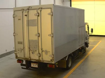 Isuzu ELF  с аукциона в Японии
