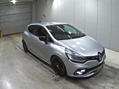 Renault LUTECIA  с аукциона в Японии