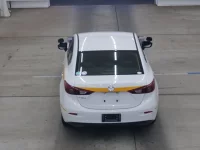 Mazda AXELA лот № 2038 оценка 4  с аукциона в Японии 2