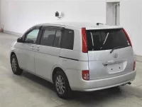 Toyota ISIS лот № 80075 оценка 3.5  с аукциона в Японии 1