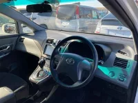 Toyota MARK X ZIO лот № 80071 оценка 4  с аукциона в Японии 2