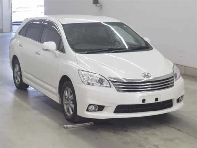 Toyota MARK X ZIO  с аукциона в Японии