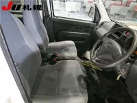 Daihatsu HIJET VAN лот № 47 оценка 3.5  с аукциона в Японии 4