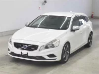 Volvo V60 лот № 80081 оценка 3.5  с аукциона в Японии 3