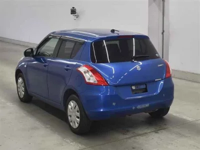 Suzuki SWIFT  с аукциона в Японии