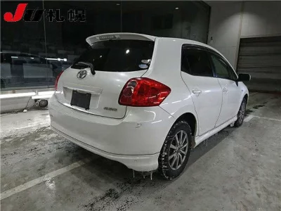 Toyota AURIS  с аукциона в Японии