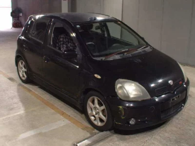 Toyota VITZ  с аукциона в Японии