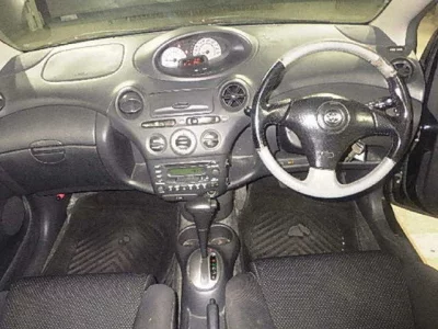 Toyota VITZ  с аукциона в Японии