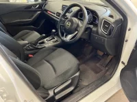 Mazda AXELA лот № 2055 оценка 4  с аукциона в Японии 3