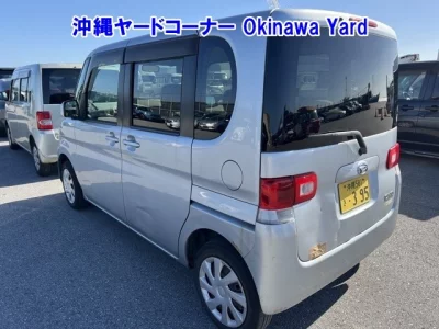 Daihatsu TANTO  с аукциона в Японии