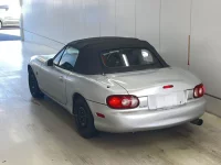Mazda ROADSTER лот № 34 оценка 3.5  с аукциона в Японии 1
