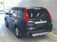 Nissan X-TRAIL лот № 1030 оценка 3.5  с аукциона в Японии 1