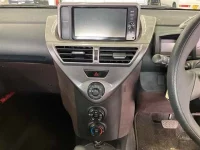 Toyota IQ лот № 80097 оценка 3  с аукциона в Японии 5