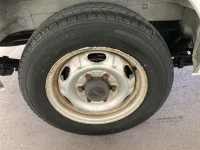 Nissan CARAVAN VAN лот № 80094 оценка 3  с аукциона в Японии 8