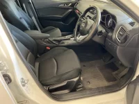 Mazda AXELA лот № 2062 оценка 3.5  с аукциона в Японии 3