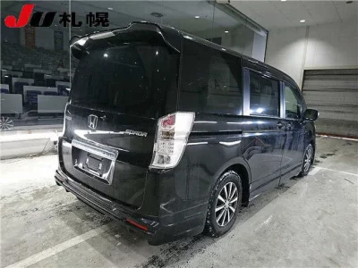 Honda STEP WAGON  с аукциона в Японии