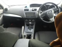 Mazda AXELA лот № 9112 оценка 3.5  с аукциона в Японии 2