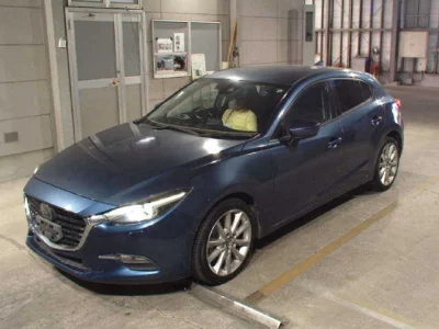 Mazda AXELA  с аукциона в Японии