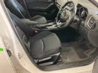 Mazda AXELA лот № 2071 оценка 4  с аукциона в Японии 3