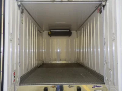 Toyota DYNA  с аукциона в Японии