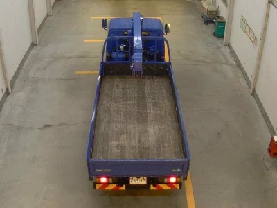 Isuzu ELF  с аукциона в Японии