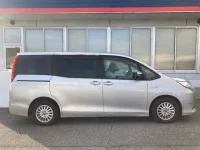 Toyota NOAH лот № 1041 оценка R  с аукциона в Японии 2