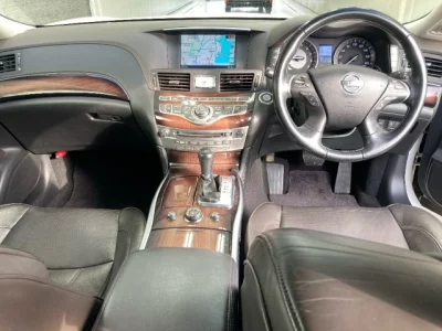 Nissan FUGA  с аукциона в Японии