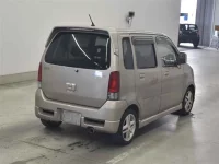 Suzuki WAGON R лот № 80131 оценка R  с аукциона в Японии 4