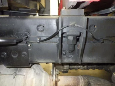 Isuzu ELF  с аукциона в Японии