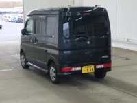 Suzuki EVERY WAGON лот № 2084 оценка RA  с аукциона в Японии 1