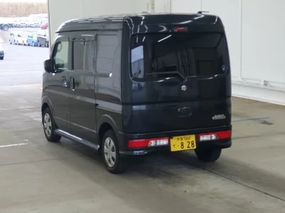 Suzuki EVERY WAGON  с аукциона в Японии