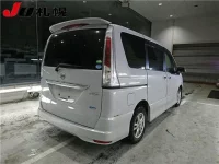 Nissan SERENA лот № 83 оценка R  с аукциона в Японии 1