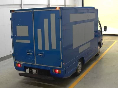 Isuzu ELF  с аукциона в Японии