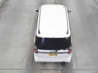 Honda ZEST лот № 80138 оценка 4  с аукциона в Японии 9