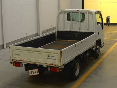 Mazda TITAN  с аукциона в Японии