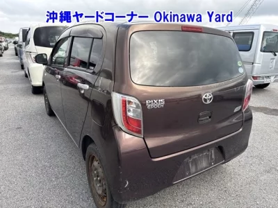 Toyota PIXIS EPOCH  с аукциона в Японии