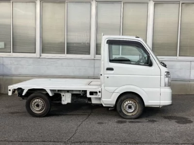 Nissan CLIPPER TRUCK  с аукциона в Японии