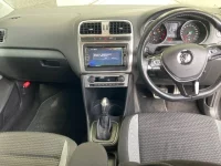 Volkswagen CROSS POLO лот № 1052 оценка 3.5  с аукциона в Японии 3