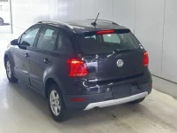 Volkswagen CROSS POLO лот № 1052 оценка 3.5  с аукциона в Японии 1