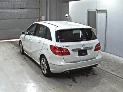 Mercedes-Benz B CLASS  с аукциона в Японии