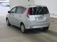 Toyota PASSO SETTE лот № 2111 оценка 3  с аукциона в Японии 1