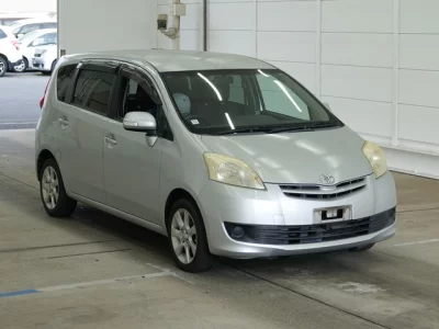 Toyota PASSO SETTE  с аукциона в Японии